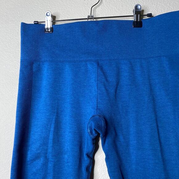 Lululemon Athletica Seamlessly Street Crop Legging Ombre Blue Ocean Size 10 - Picture 6 of 11